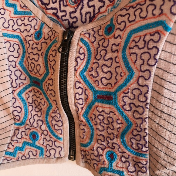 NWOT ONANYA Handmade Embroidered Organic Cotton Vest - Picture 4 of 8